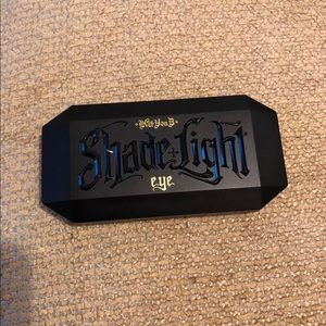 Kat Von D Shade & Light Eye Palette